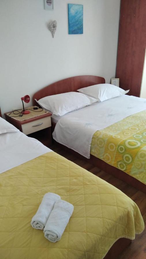 Apartman Mare Drvenik  Ngoại thất bức ảnh