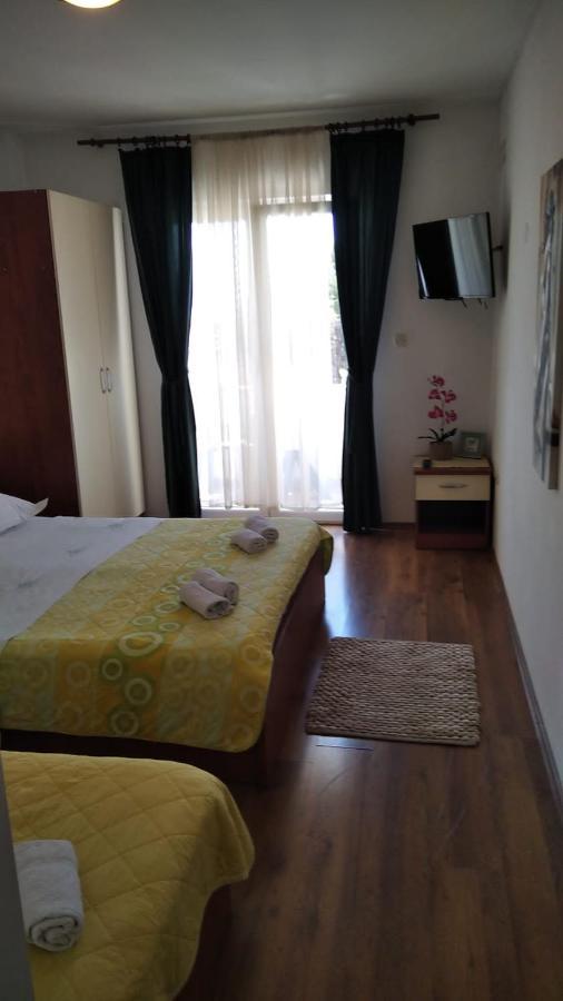 Apartman Mare Drvenik  Ngoại thất bức ảnh